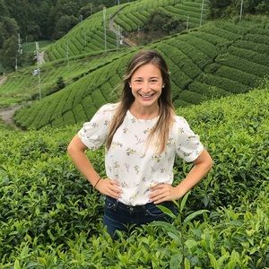 Meet your Posher, Elizabeth